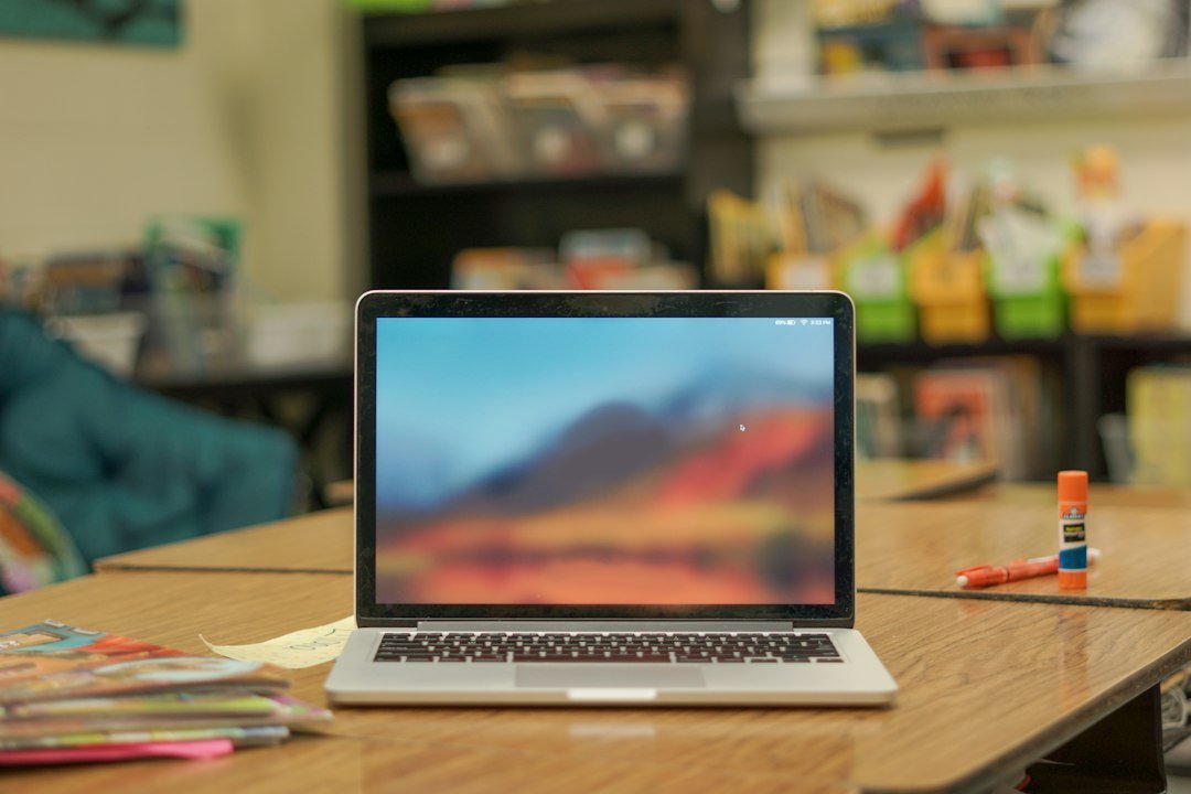 Computer science laptop study for online Computer Science tuition