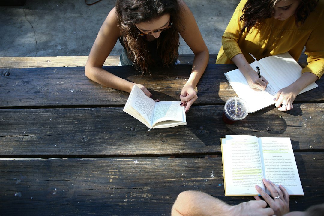 Students learning French together online