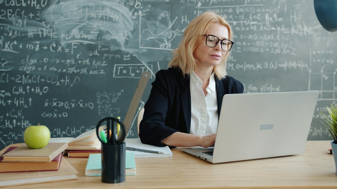 Teacher conducting a live one-to-one online tuition class