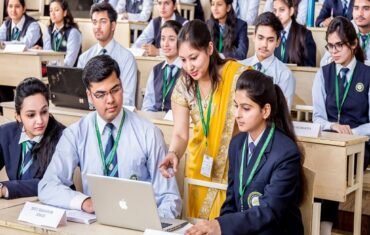 Commerce classroom interaction for online Business Studies tuition